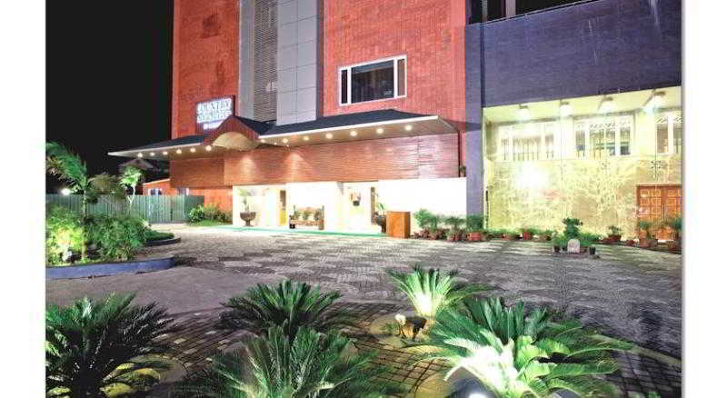 Country Inn Ahmedabad Esterno foto