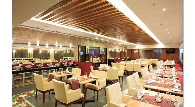 Country Inn Ahmedabad Esterno foto